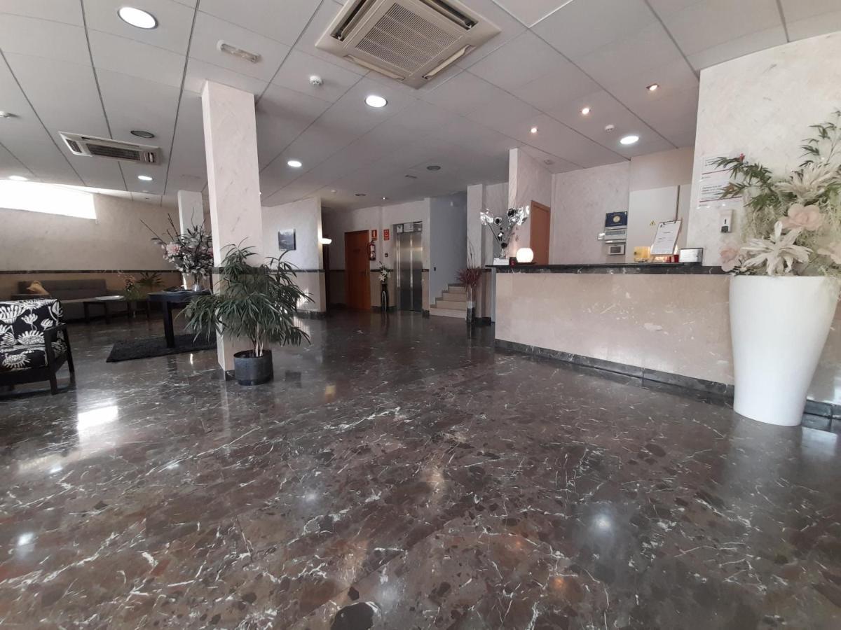 Hotel Avenida Morella Esterno foto