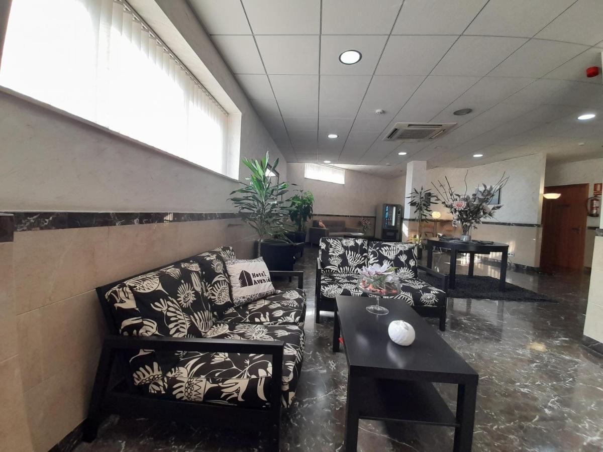 Hotel Avenida Morella Esterno foto