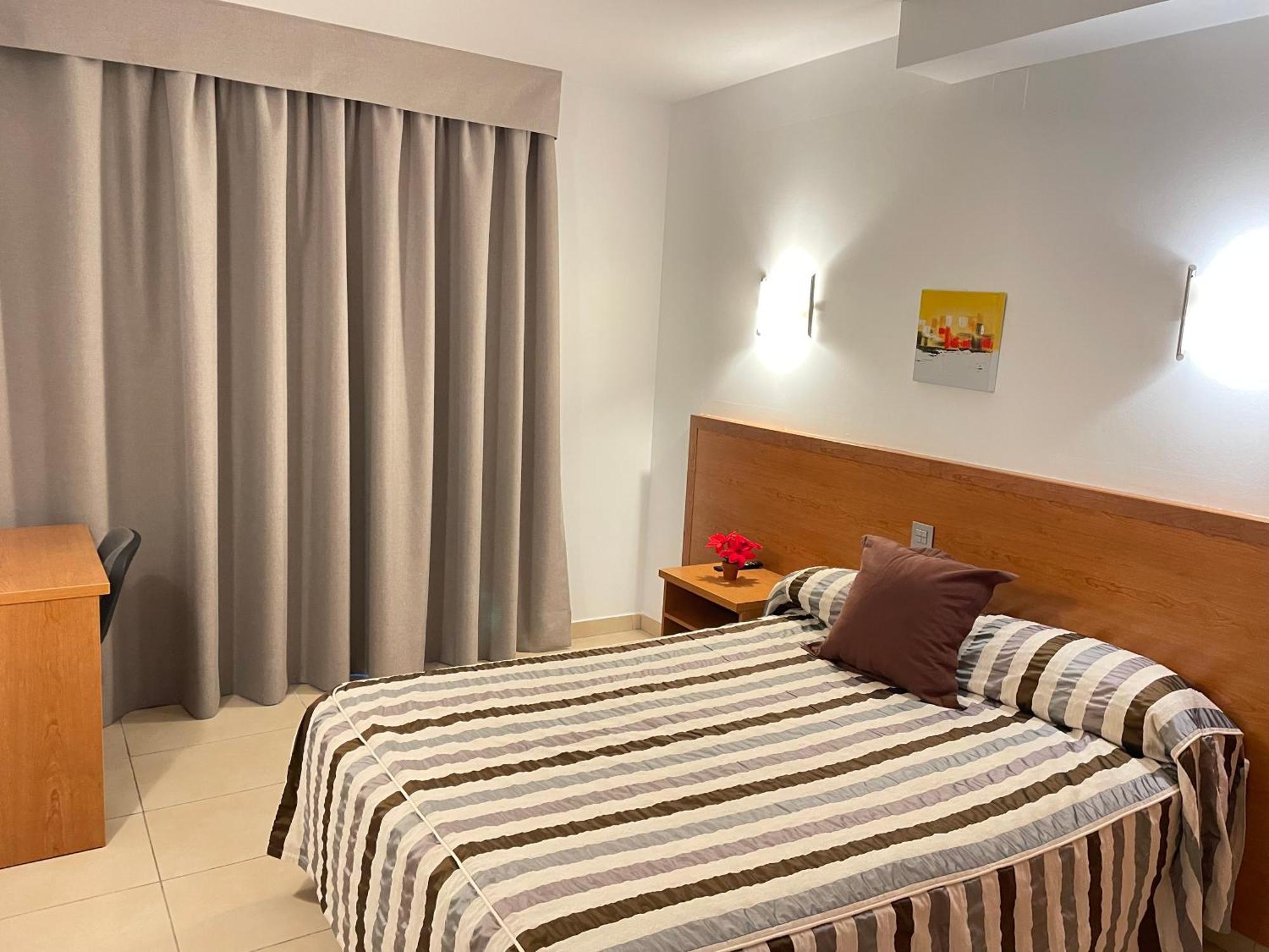 Hotel Avenida Morella Esterno foto